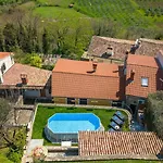Rustic Pietro With Panoramic View In Villa