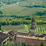 Villa Rustic Pietro With Panoramic View In Motovun