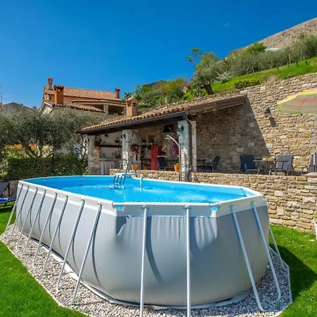 Rustic Pietro With Panoramic View In *