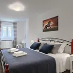 Rustic Pietro With Panoramic View In Villa