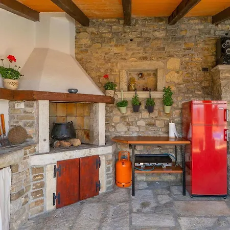 Rustic Pietro With Panoramic View In *