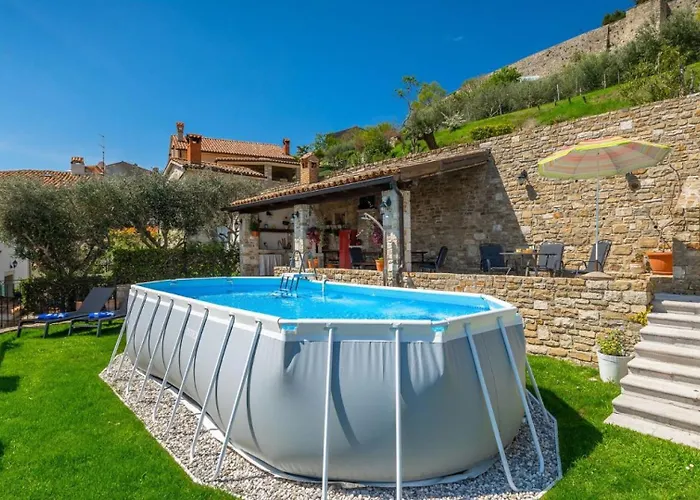 Rustic Pietro With Panoramic View In *