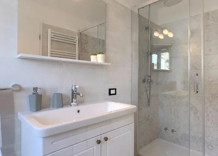 Rustic Pietro With Panoramic View In Villa