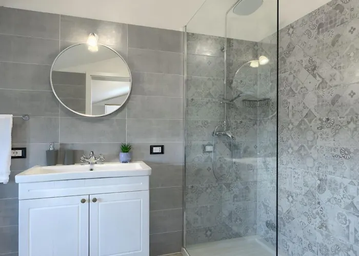 Rustic Pietro With Panoramic View In Villa