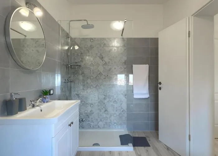 Rustic Pietro With Panoramic View In * Motovun